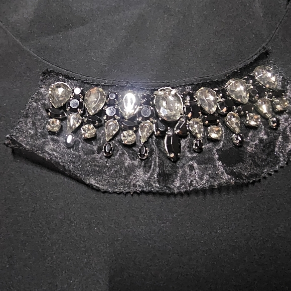 Simply Vera Vera Wang Black Short Sleeve Embellished Jewel Neck Top Size Large - Picture 3 of 10